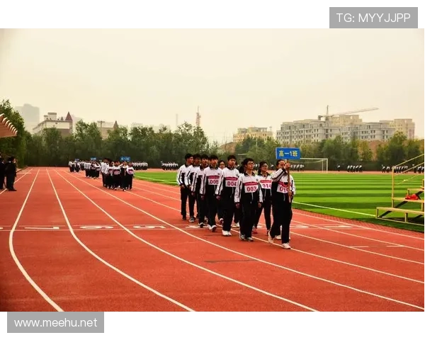 伏明霞都开始养生摊，谁还记得她当年的运动神级节奏？